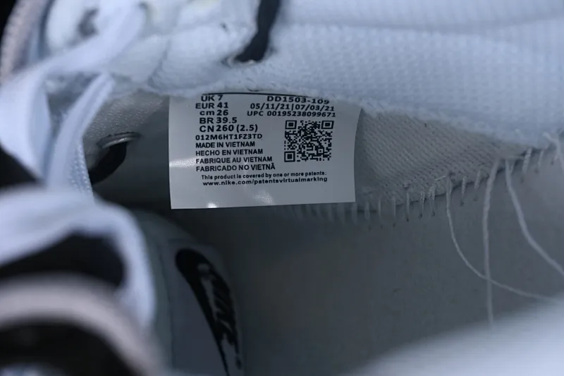 All categories Nk SB Dunk series Nk SB Dunk Low low-top sneakers Nk Dunk Low Chinese style ink painting black and white gray Da Vinci custom SB strap low-top casual sneakers DD1503-109